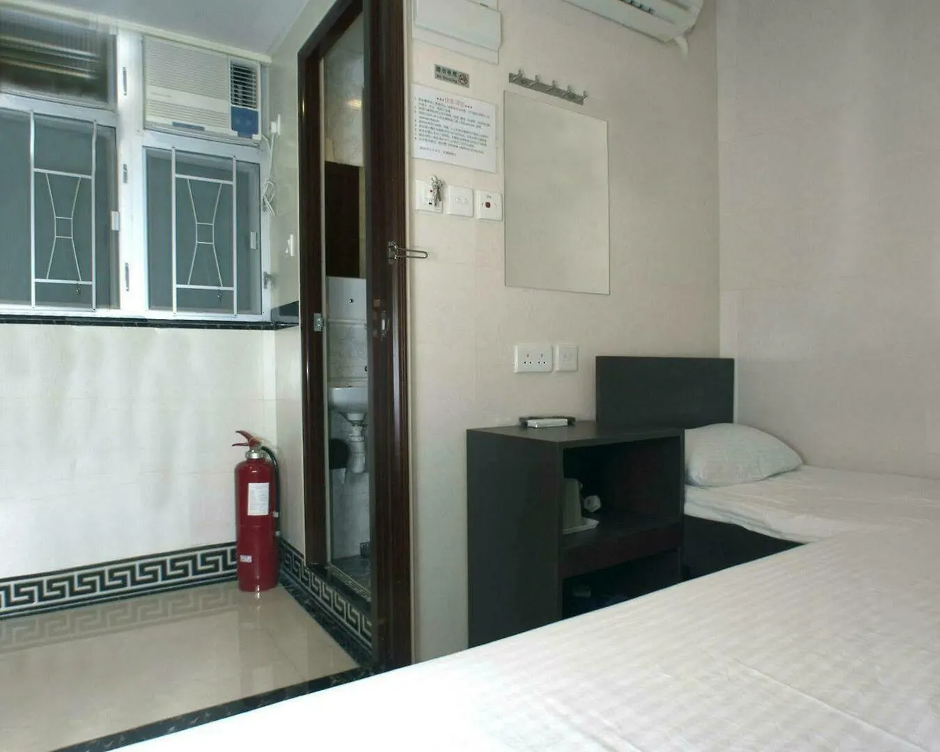 Mong King Hotel Hong Kong