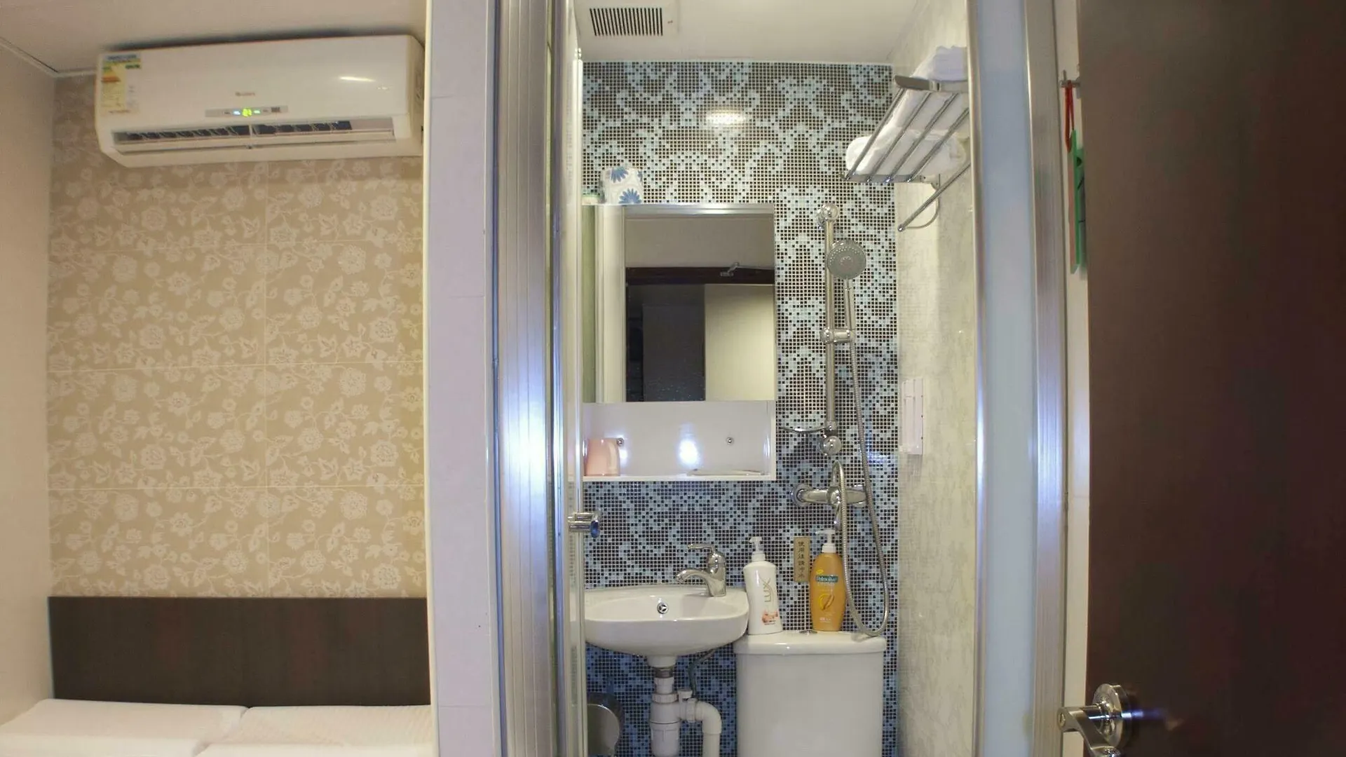 Mong King Hotel Hong Kong Guest house
